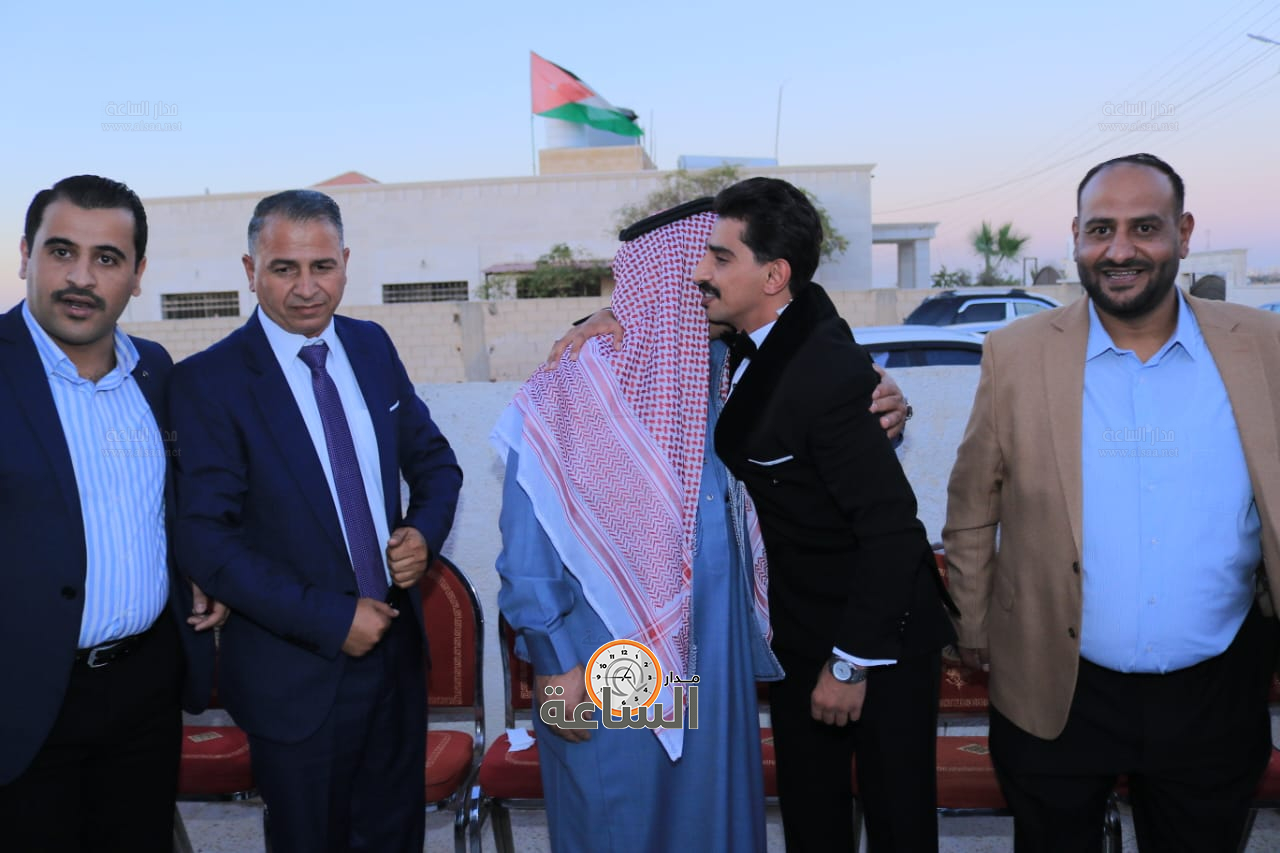 Madar Al-Saa Images 0.5926447693594994