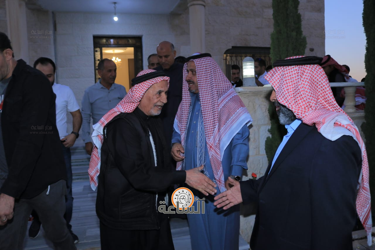 Madar Al-Saa Images 0.7872354332604343