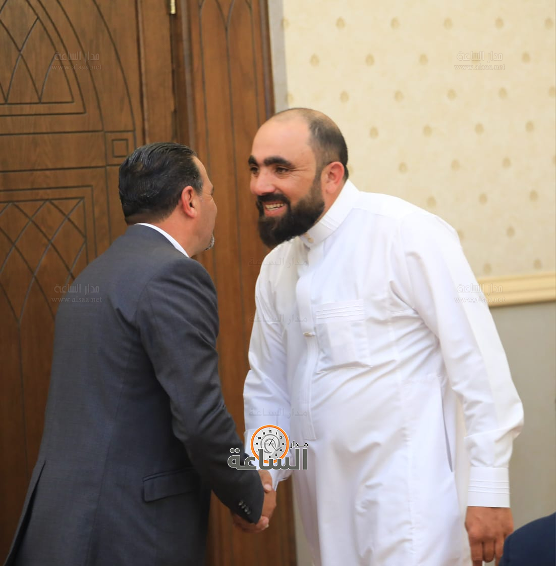 Madar Al-Saa Images 0.7792431310154847