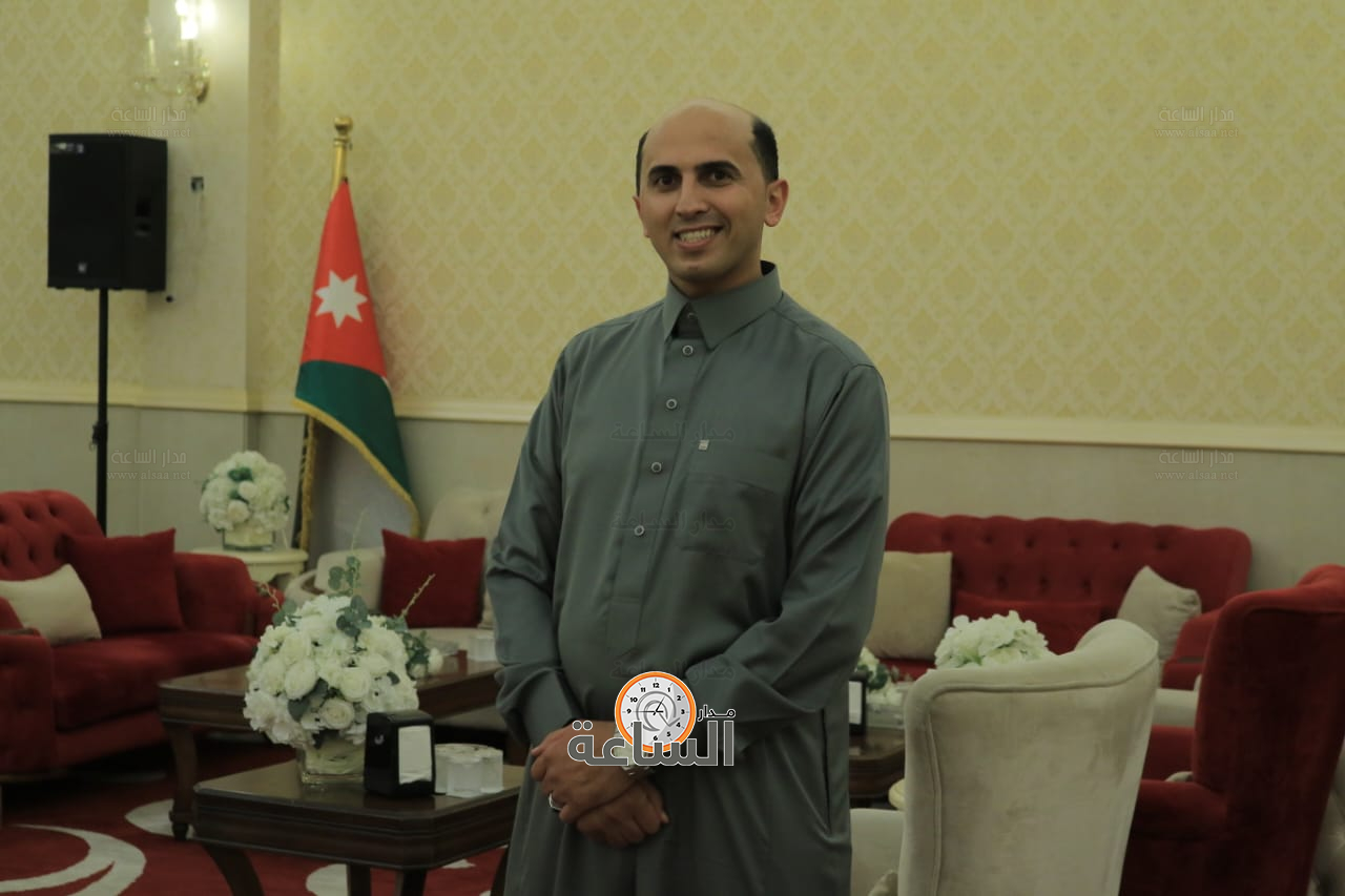 Madar Al-Saa Images 0.4408570638764928