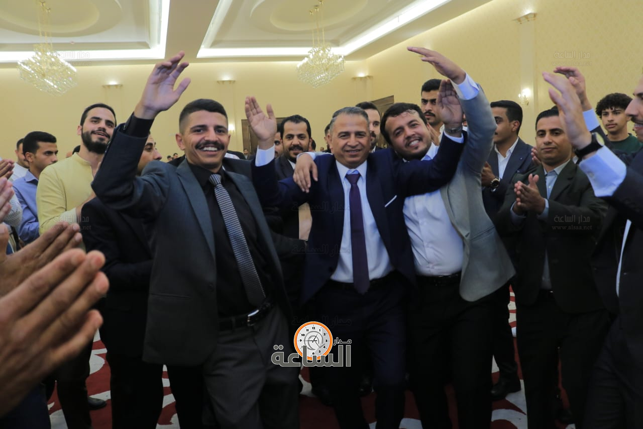 Madar Al-Saa Images 0.16677100062850447