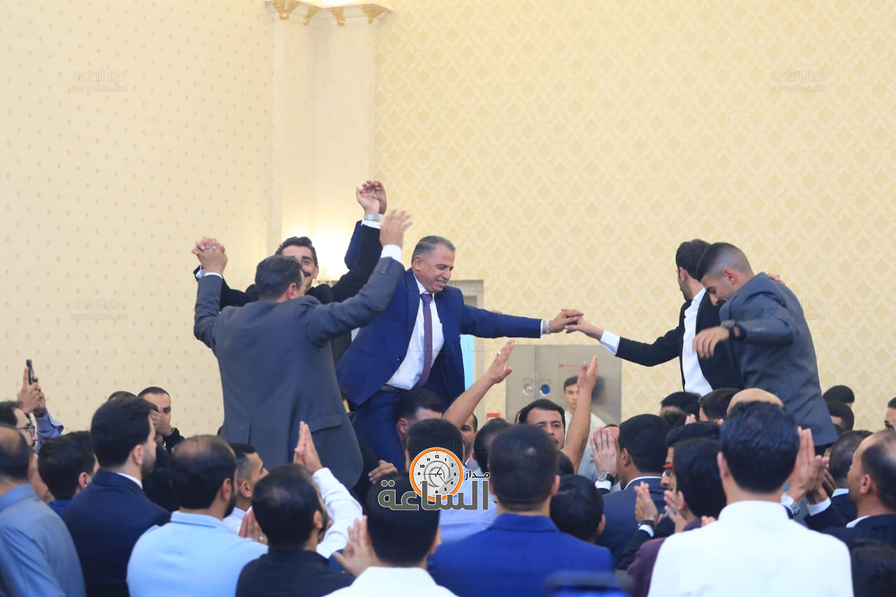 Madar Al-Saa Images 0.1357996431047107