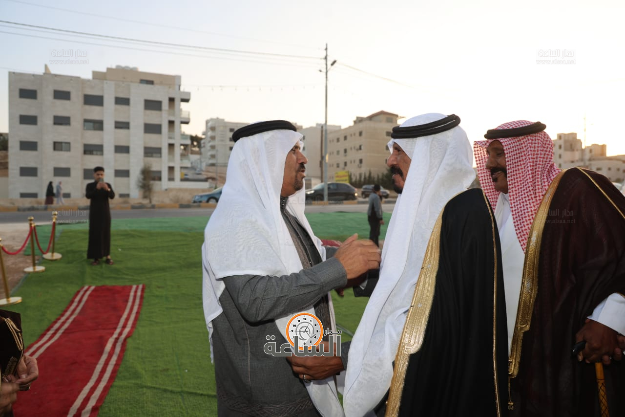 Madar Al-Saa Images 0.47037127567634096