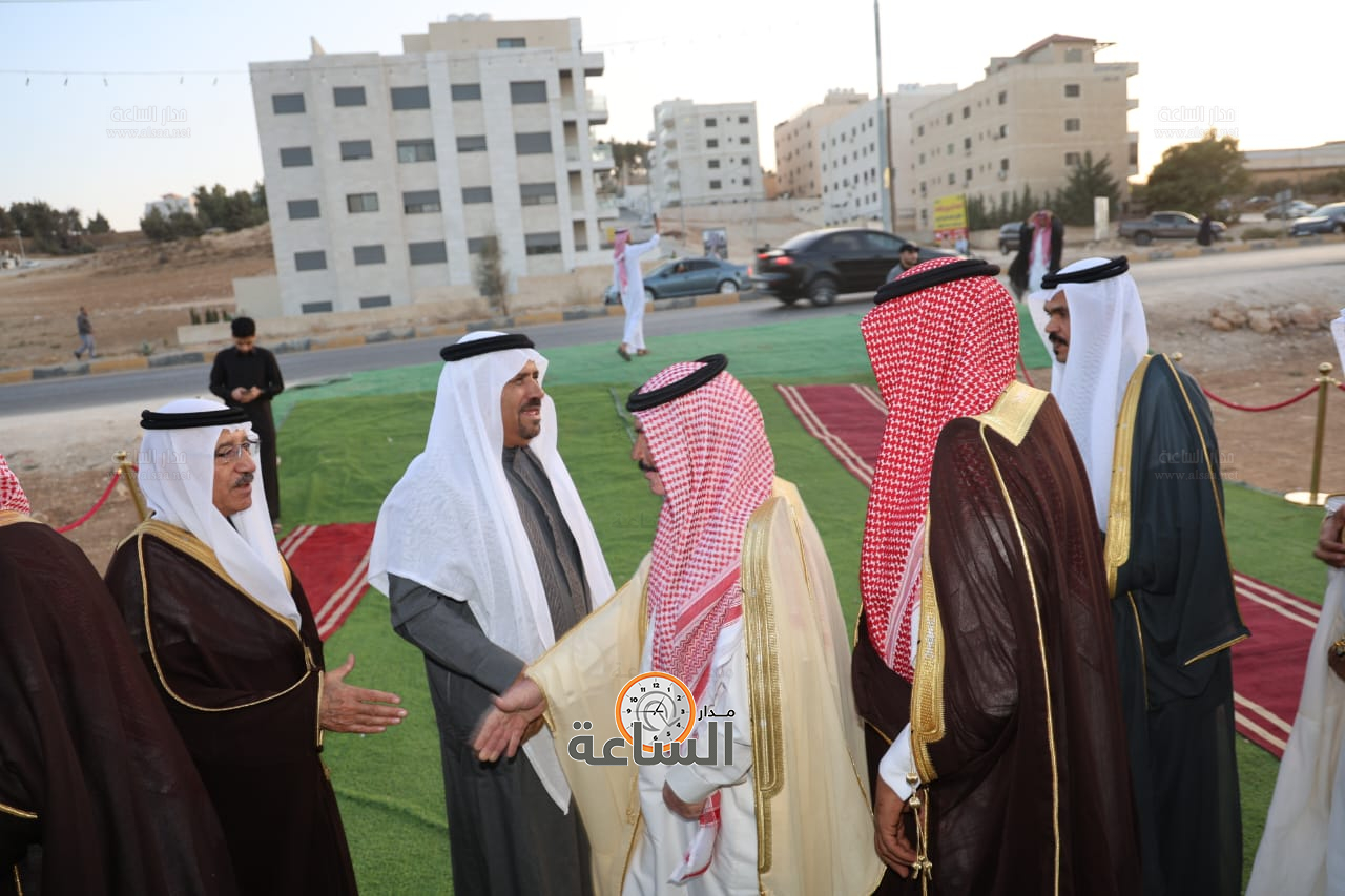 Madar Al-Saa Images 0.7596487739564973