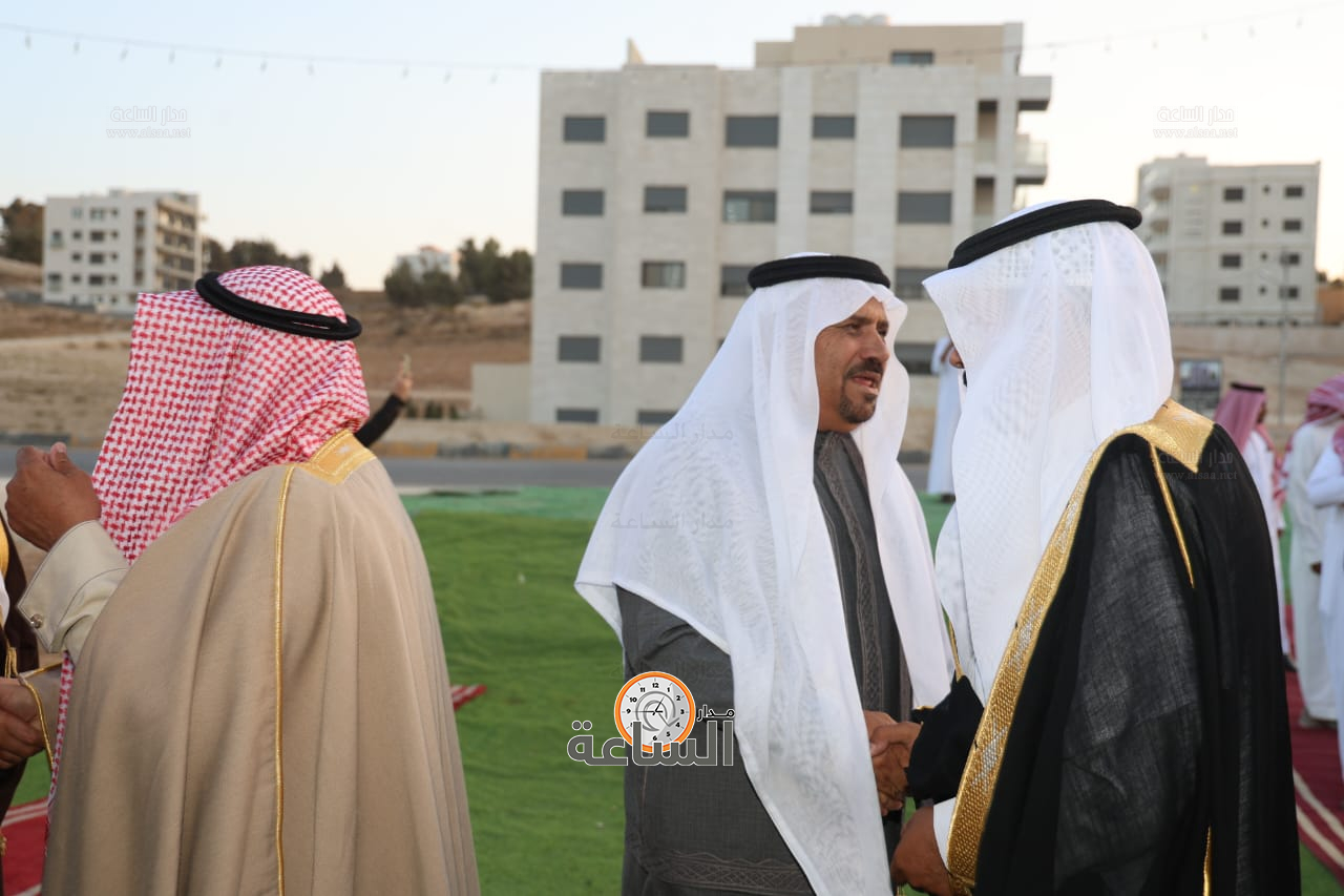 Madar Al-Saa Images 0.22555486571188232