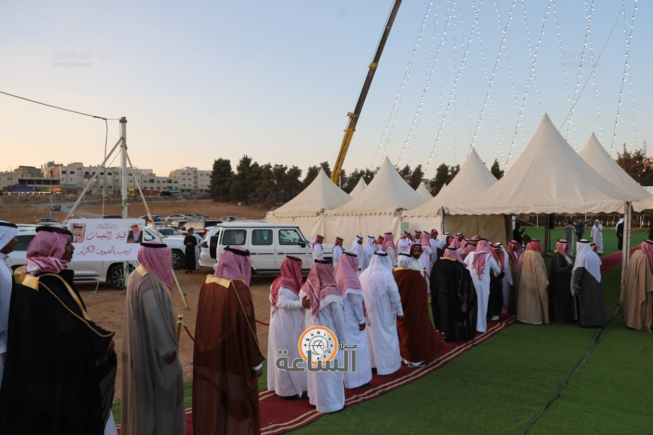 Madar Al-Saa Images 0.5440634060120405