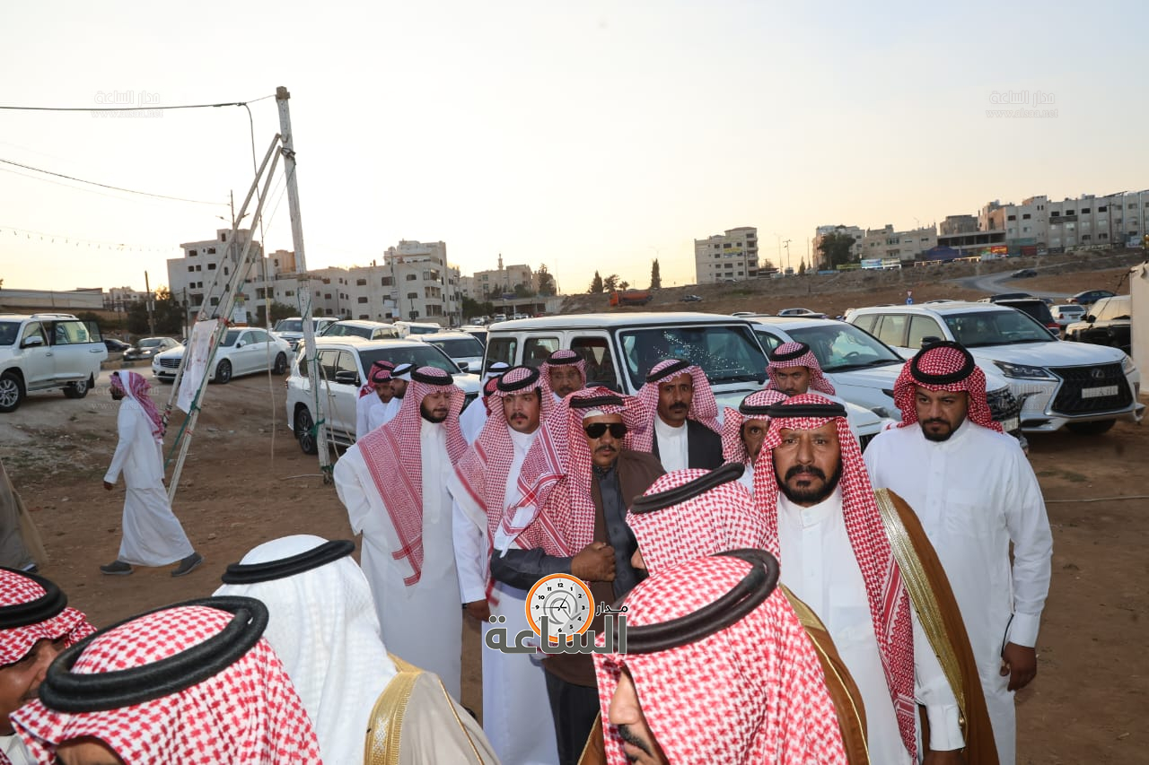 Madar Al-Saa Images 0.2672119419451605