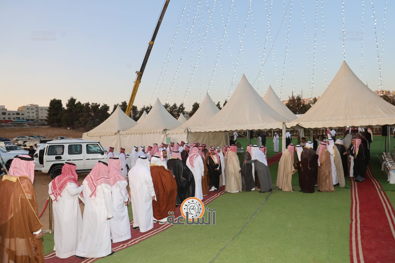 Madar Al-Saa Images 0.06368412134326784