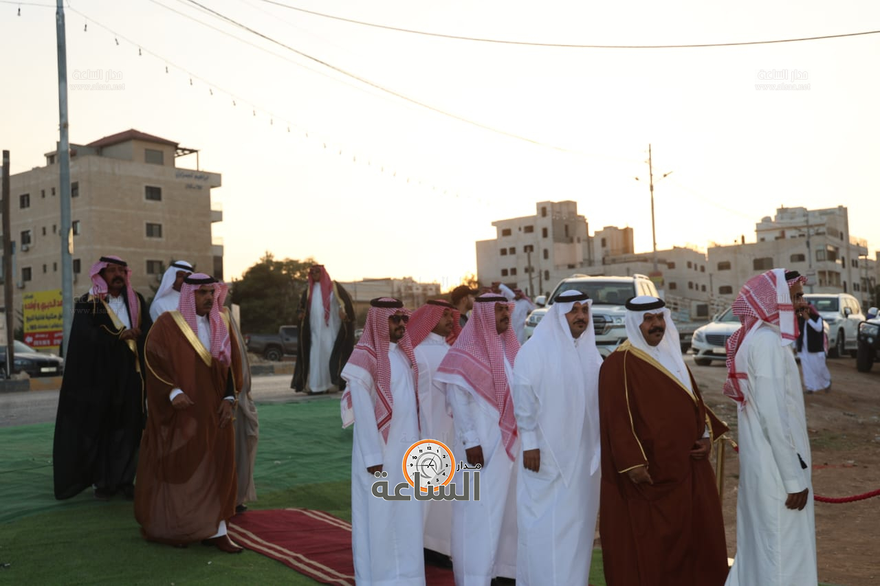 Madar Al-Saa Images 0.9796468834093978