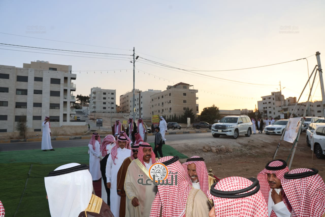 Madar Al-Saa Images 0.7108467069879286