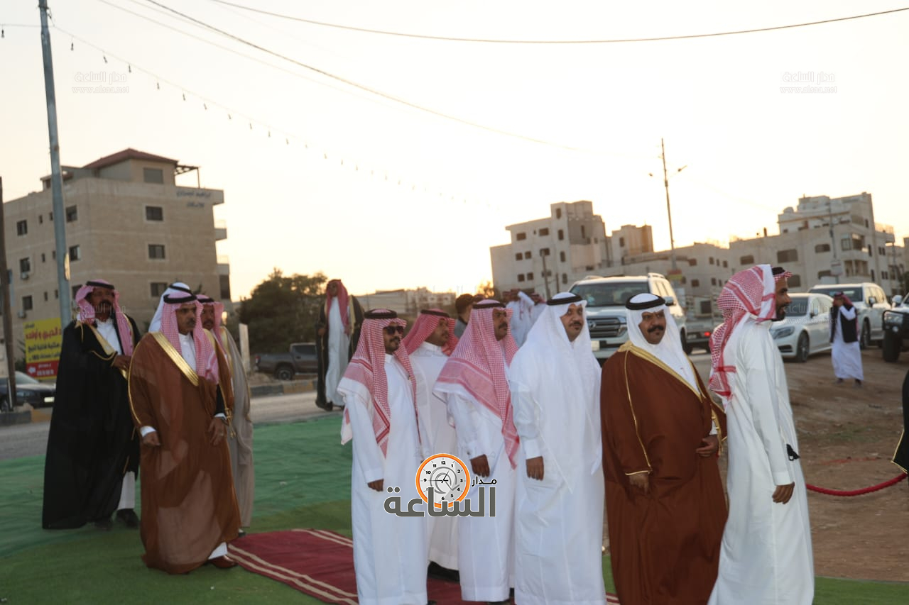 Madar Al-Saa Images 0.7085542652417276