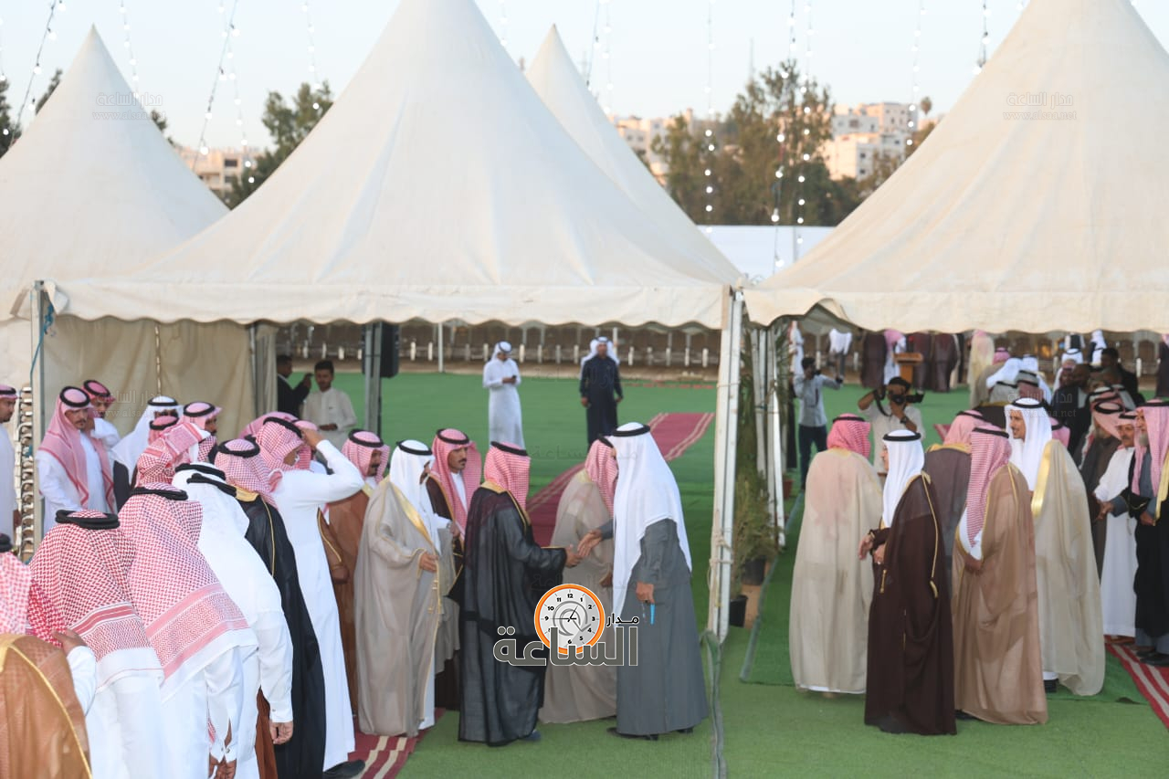 Madar Al-Saa Images 0.9800018127150114