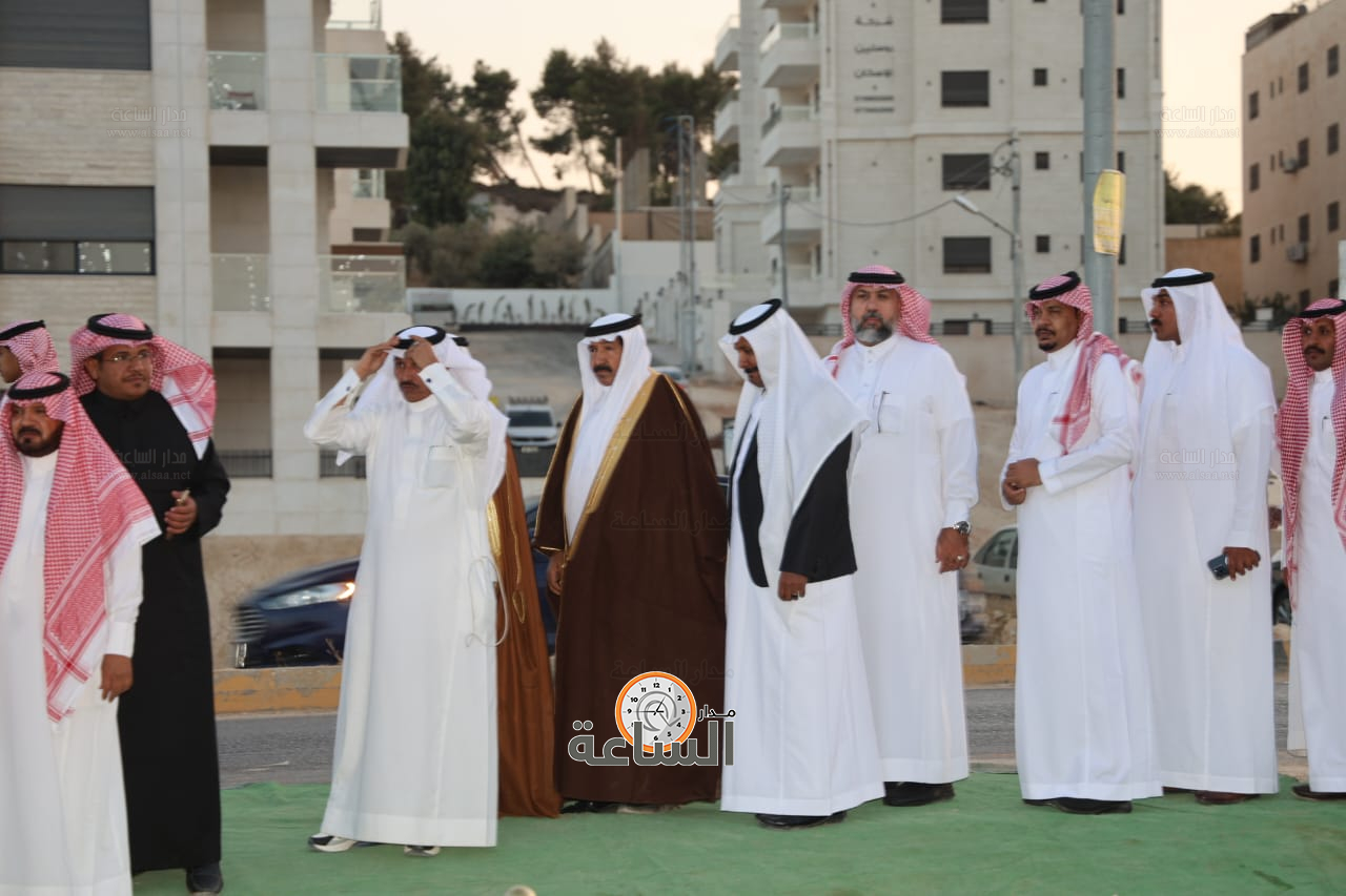 Madar Al-Saa Images 0.8001365489682649