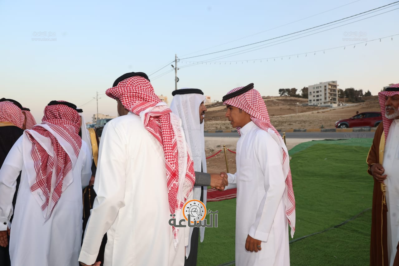 Madar Al-Saa Images 0.5717049050684391