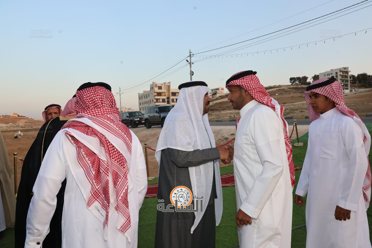 Madar Al-Saa Images 0.7475169814582423