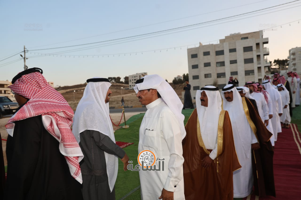 Madar Al-Saa Images 0.3340192402326577