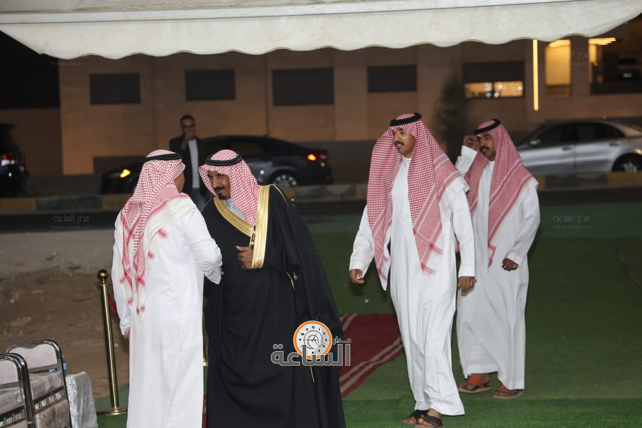 Madar Al-Saa Images 0.8166833702893376