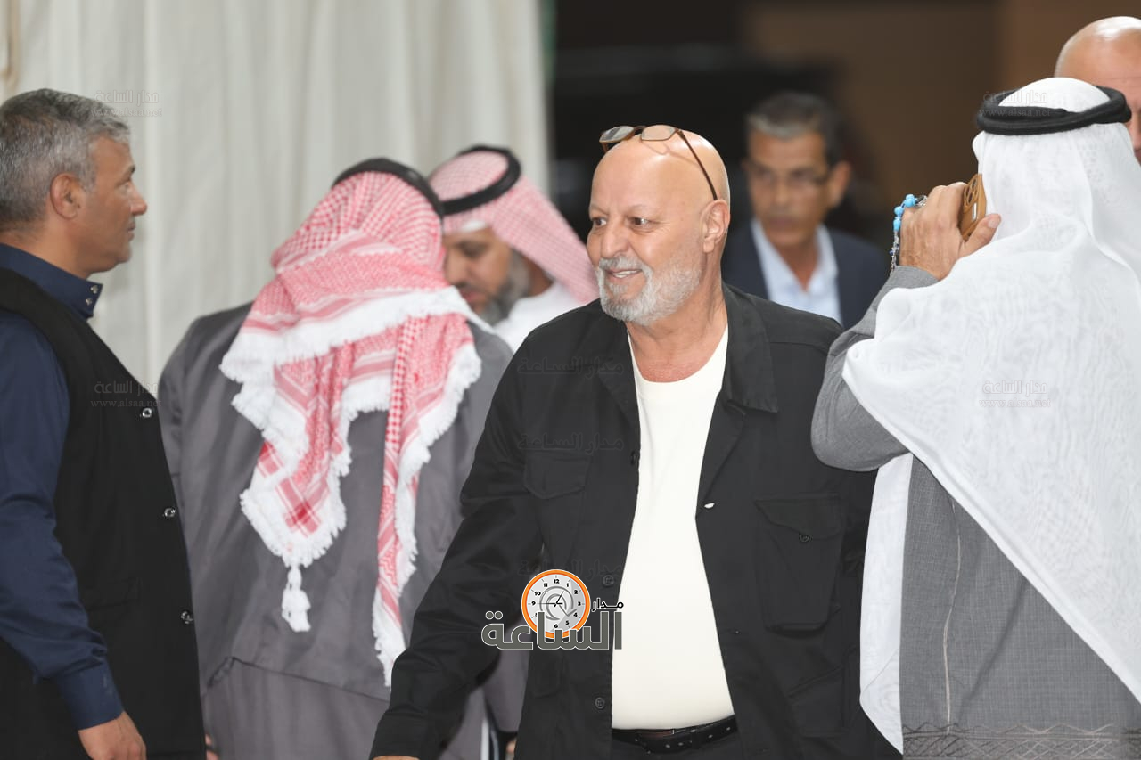 Madar Al-Saa Images 0.835852963581275