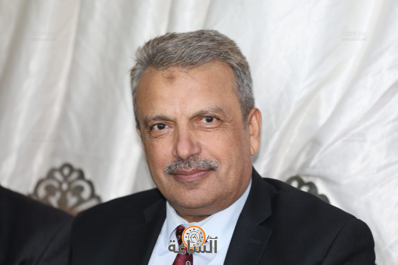 Madar Al-Saa Images 0.01226575764647131