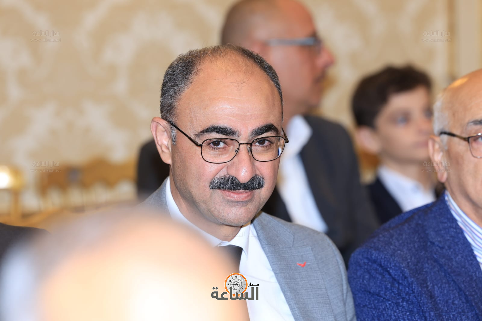 Madar Al-Saa Images 0.5617214852526519