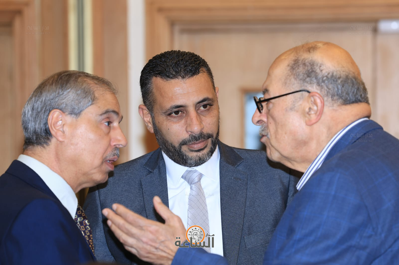 Madar Al-Saa Images 0.9401724359316027