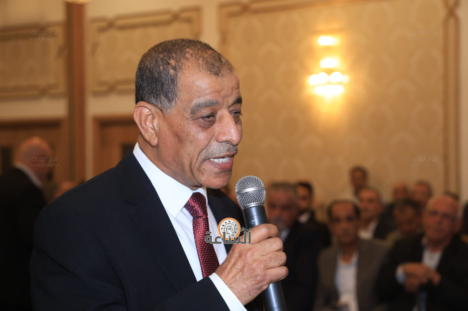 Madar Al-Saa Images 0.8510818690380961