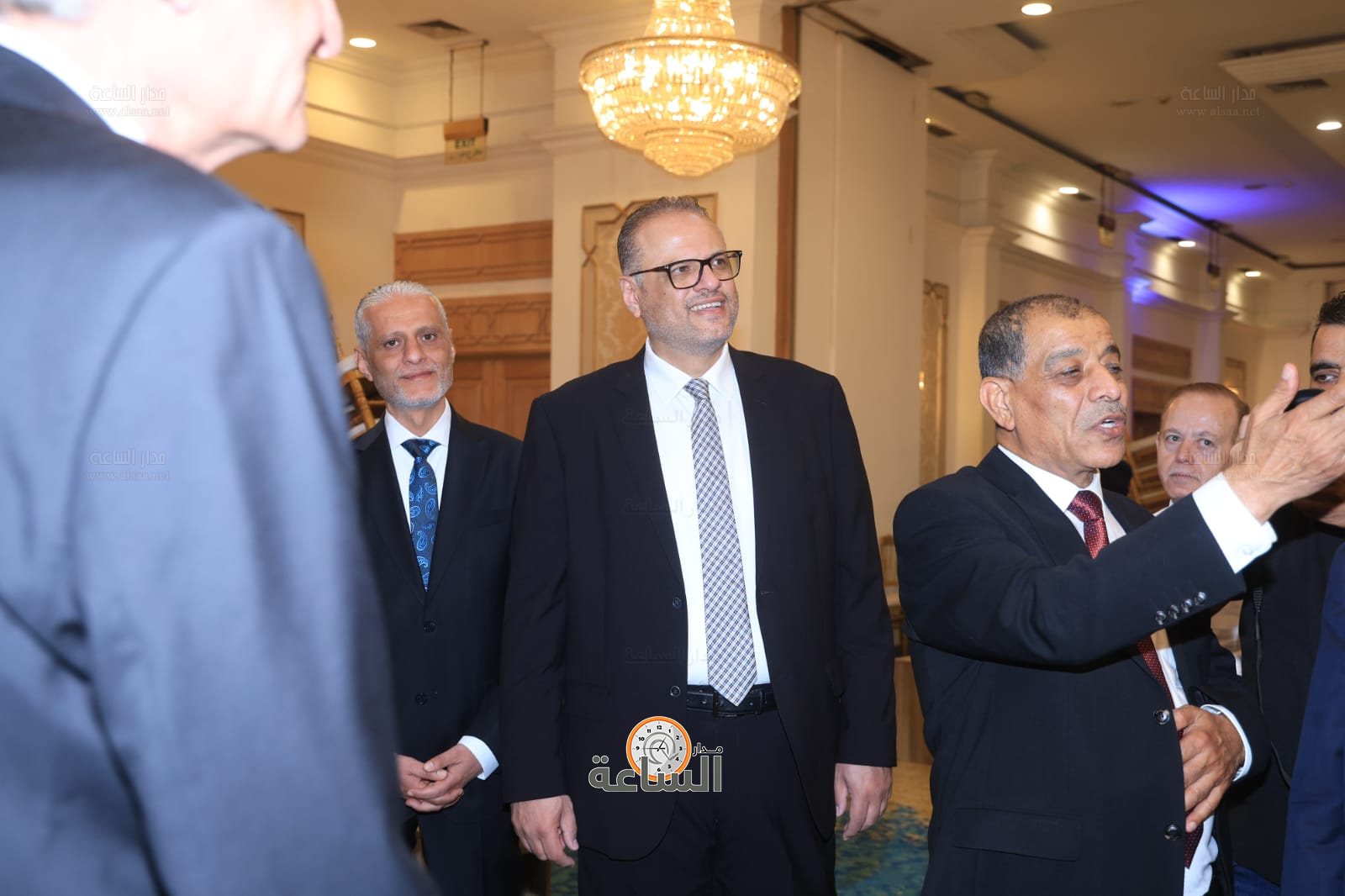 Madar Al-Saa Images 0.2564659159782352