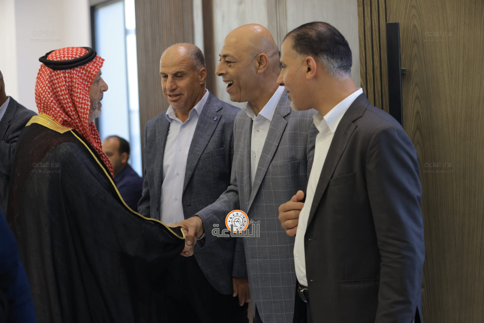 Madar Al-Saa Images 0.7080809679665401