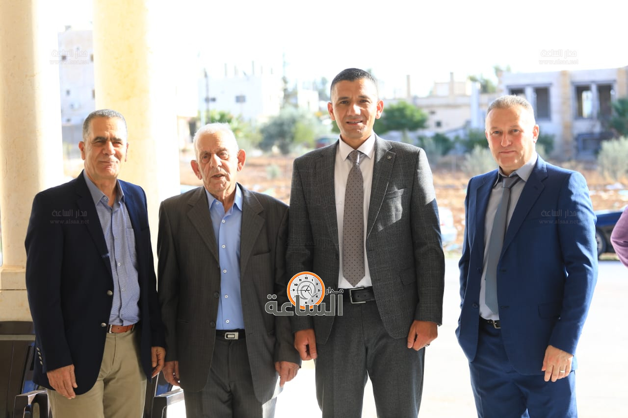 Madar Al-Saa Images 0.391629367767227