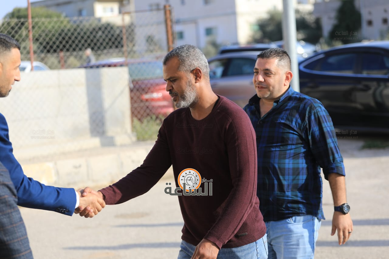 Madar Al-Saa Images 0.9950664789693691