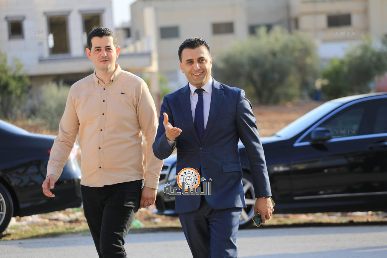 Madar Al-Saa Images 0.9944850351540752