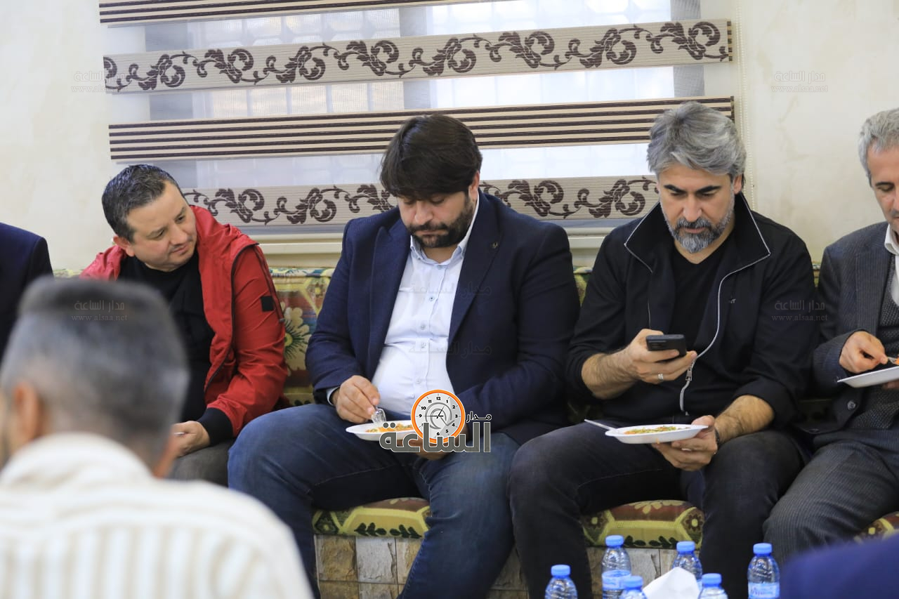 Madar Al-Saa Images 0.4705593818120223