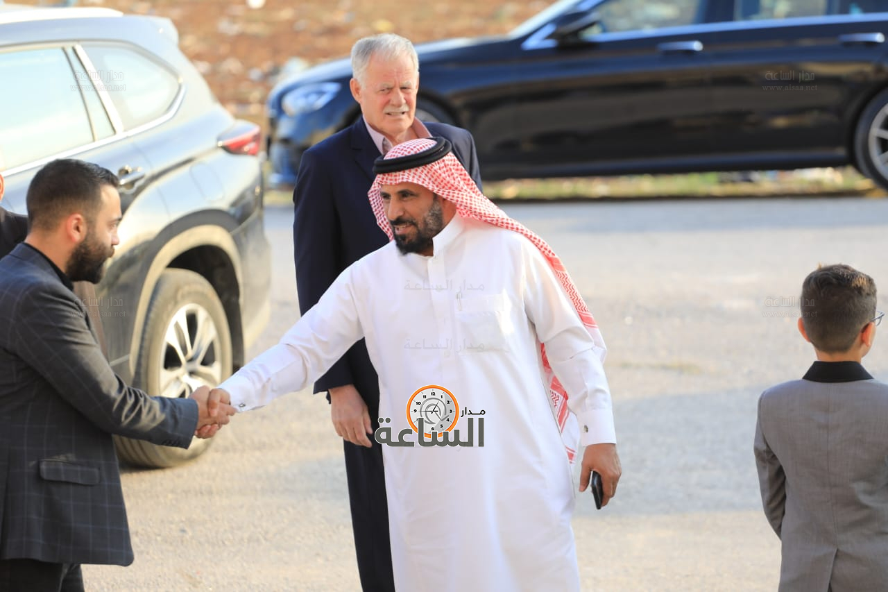 Madar Al-Saa Images 0.4247020499646722