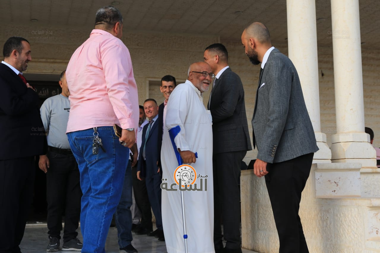 Madar Al-Saa Images 0.7055606816532389