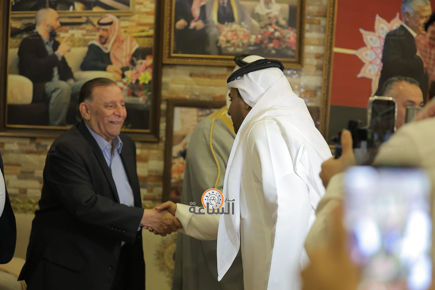 Madar Al-Saa Images 0.7205913148432753