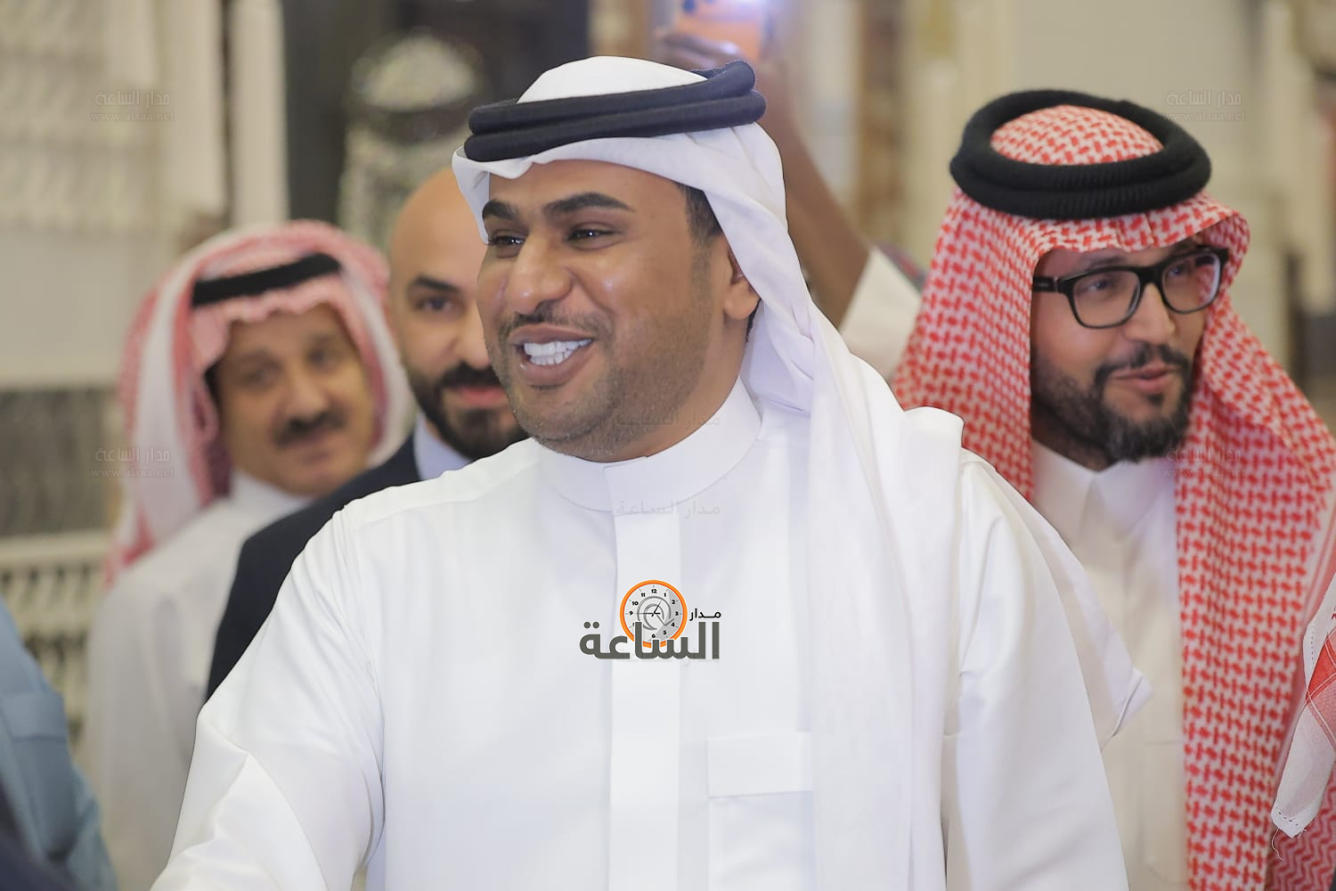 Madar Al-Saa Images 0.011783126573642888