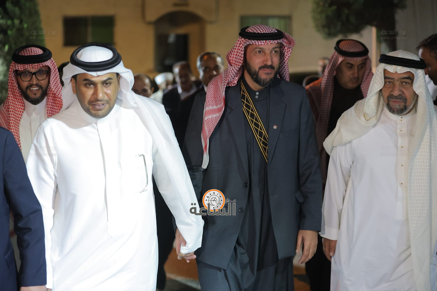 Madar Al-Saa Images 0.948105832804087