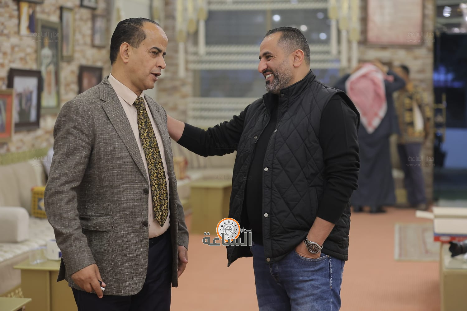 Madar Al-Saa Images 0.6298682246186483