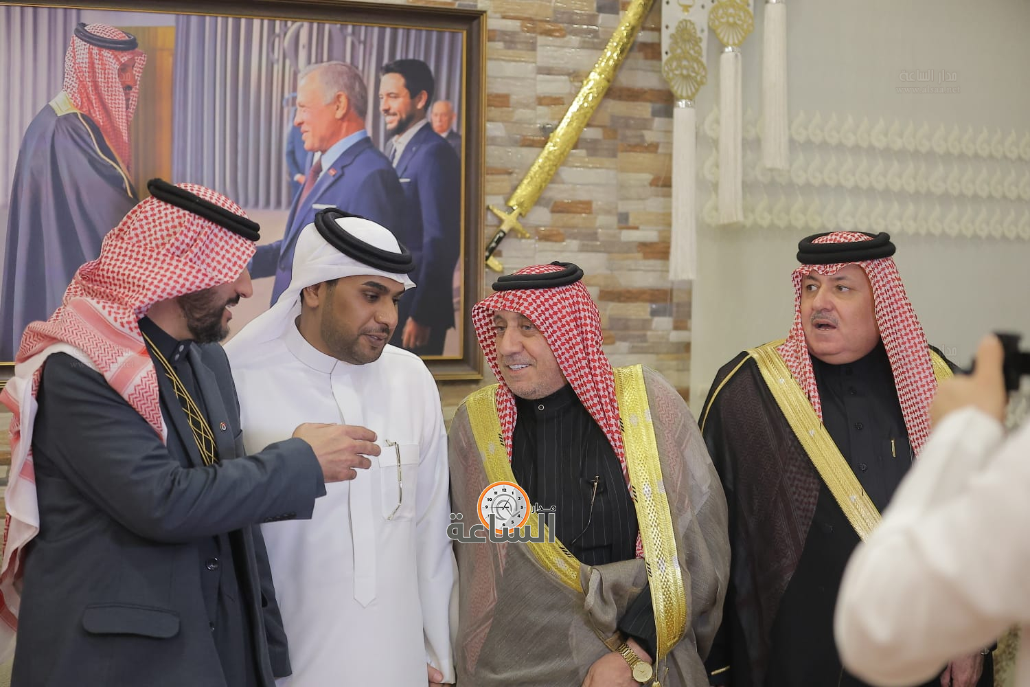 Madar Al-Saa Images 0.7659225092855065