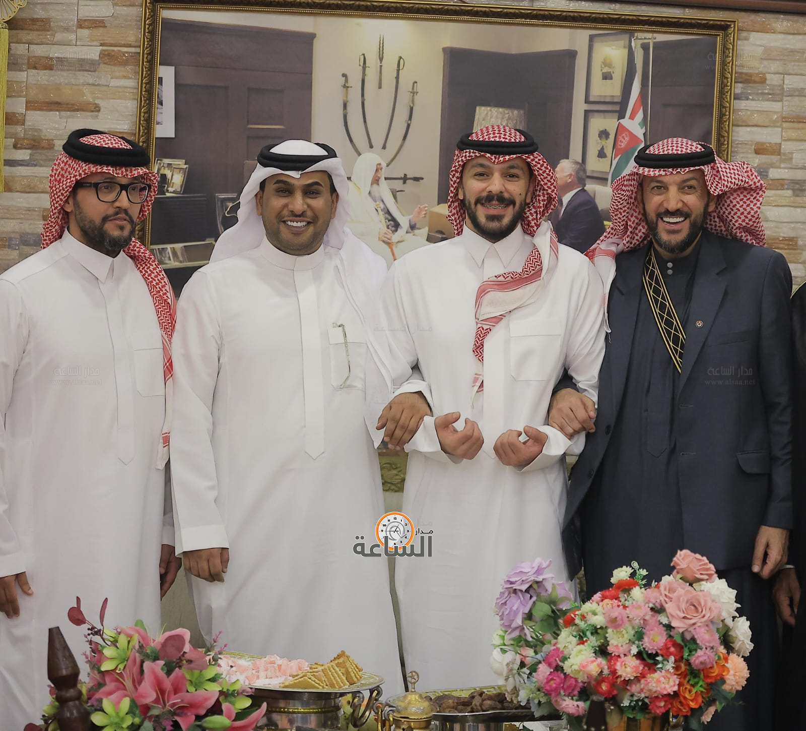 Madar Al-Saa Images 0.529275536182043