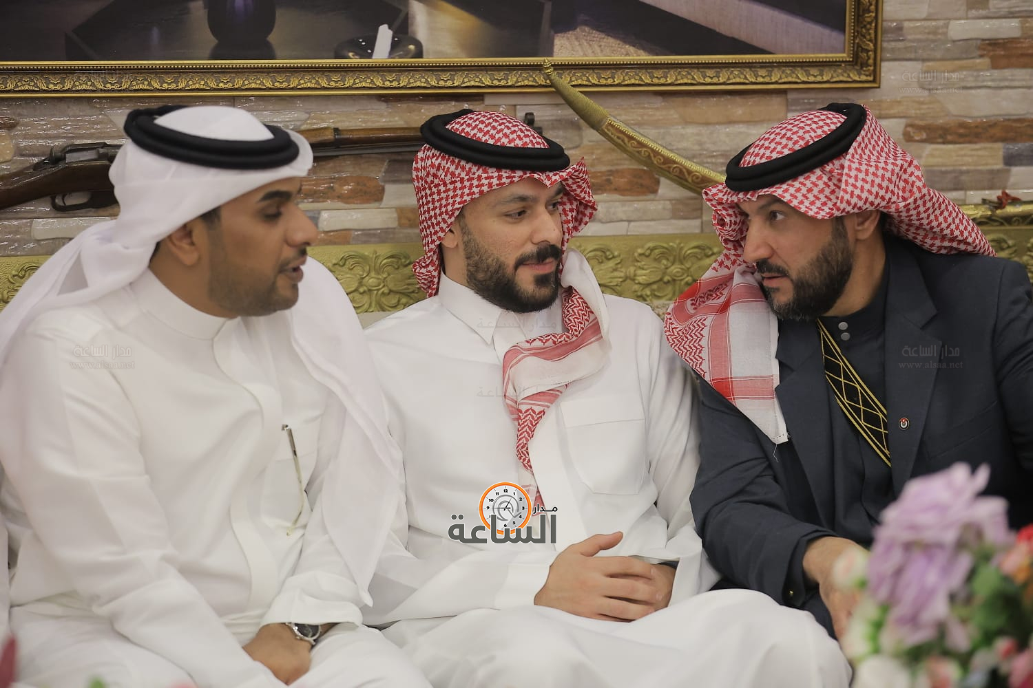 Madar Al-Saa Images 0.97621875027436