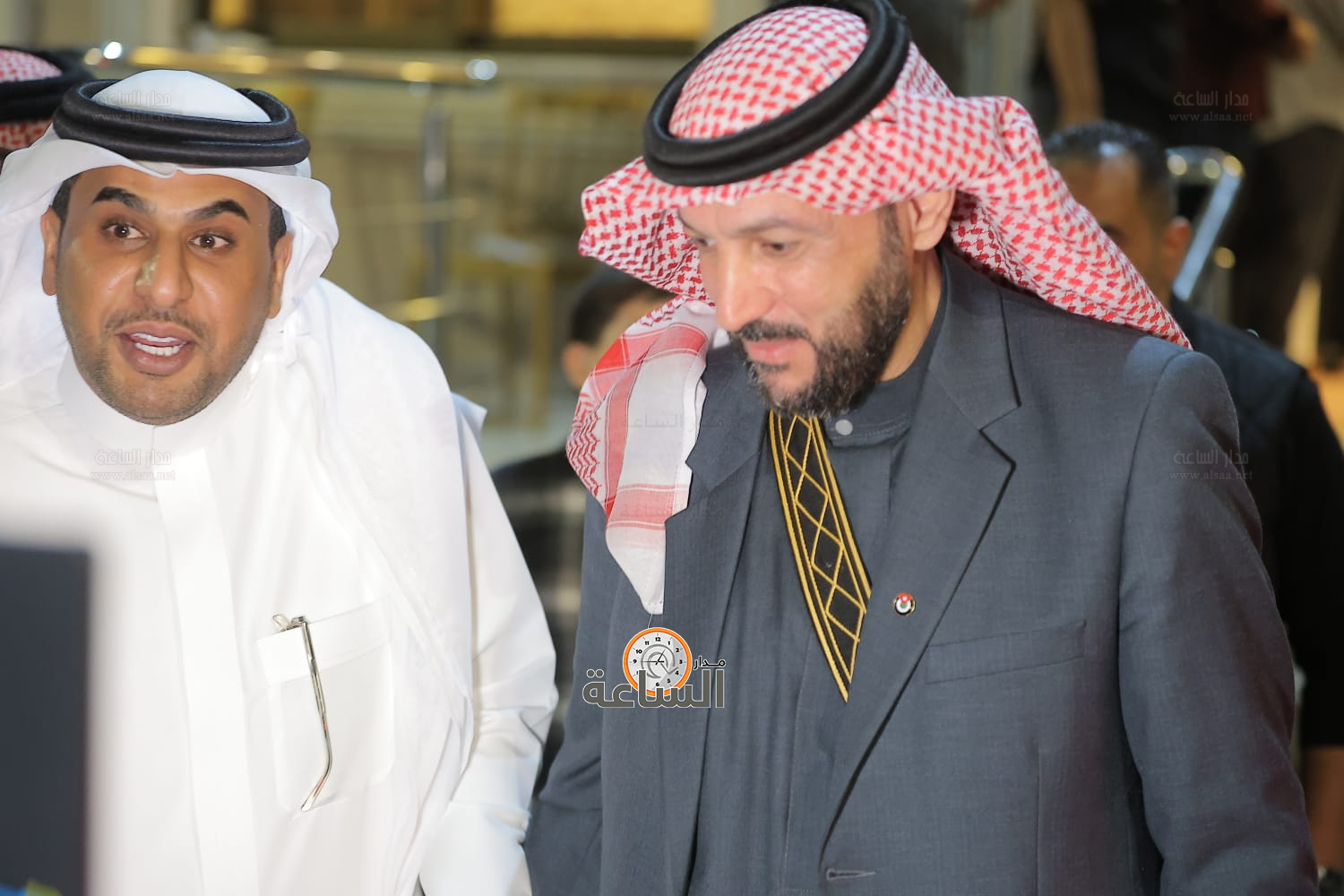 Madar Al-Saa Images 0.6120068064377145