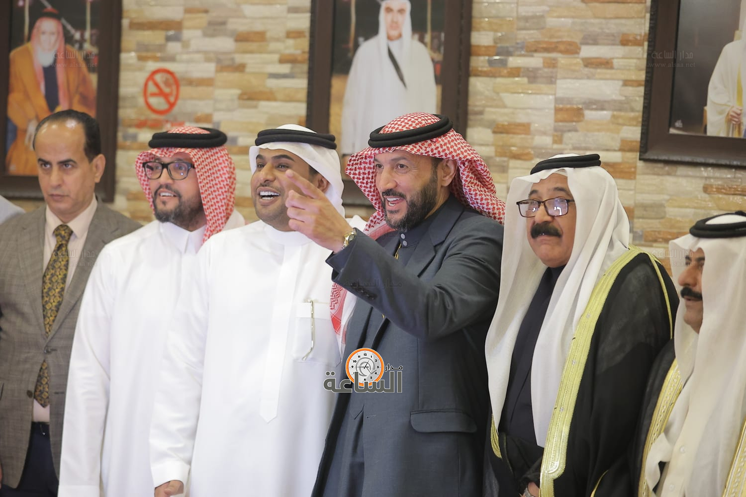 Madar Al-Saa Images 0.1449535619871376