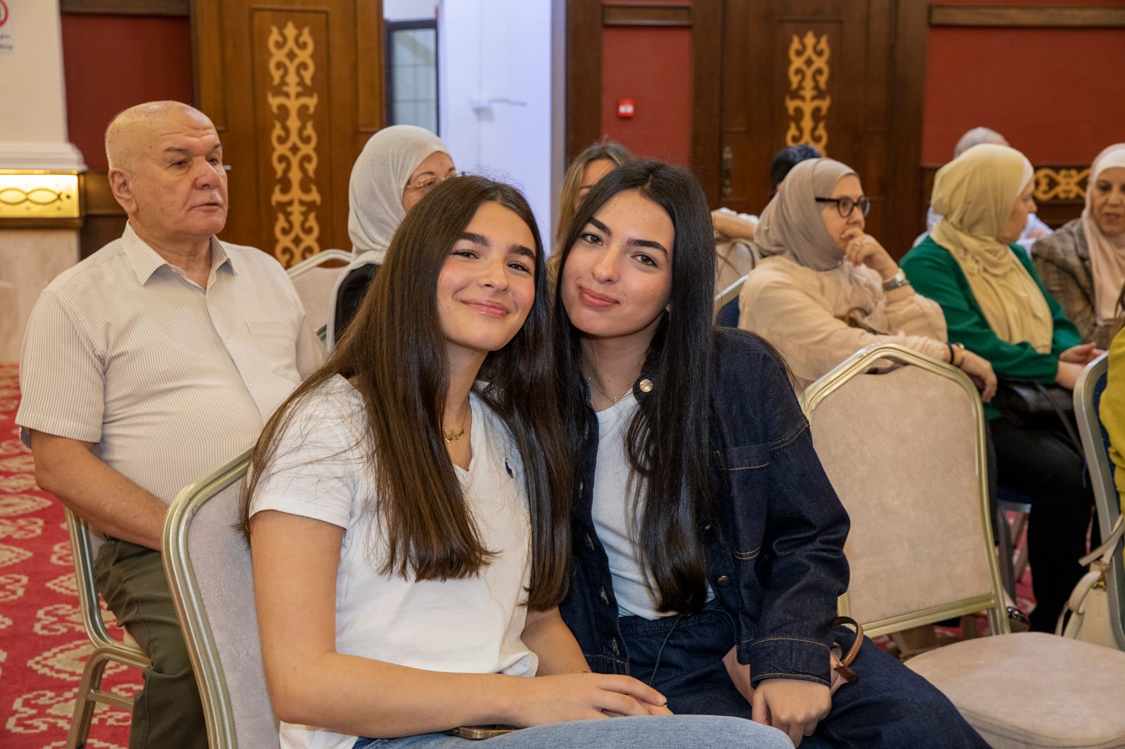 Madar Al-Saa Images 0.47377364964155666