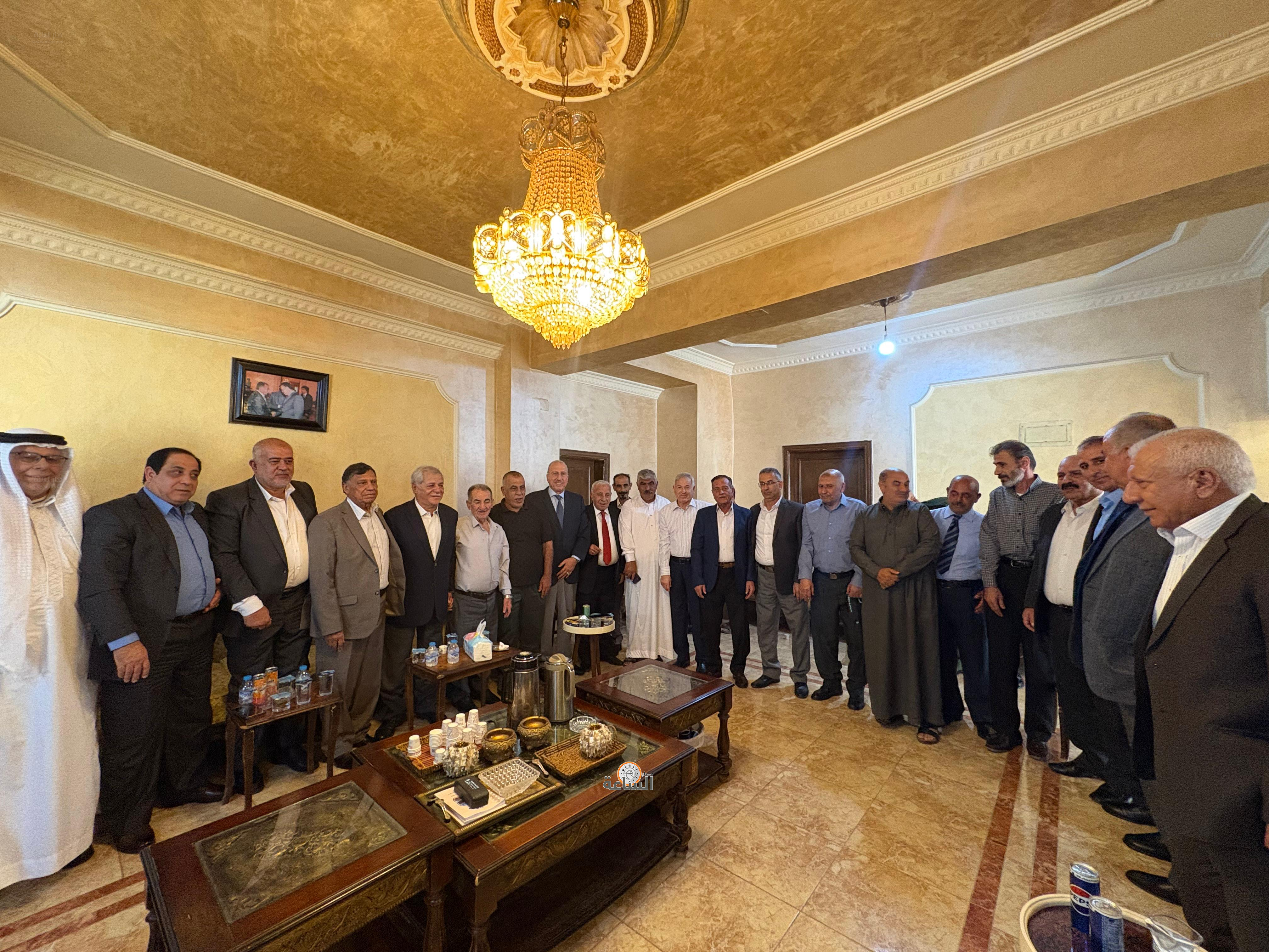 Madar Al-Saa Images 0.20109363392710344