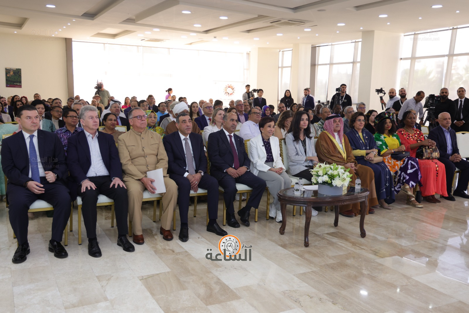 Madar Al-Saa Images 0.12630166394437192