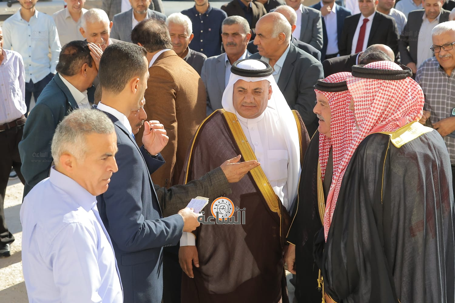 Madar Al-Saa Images 0.04096468746942972