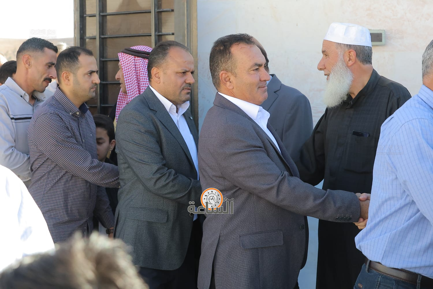 Madar Al-Saa Images 0.9947847563573428