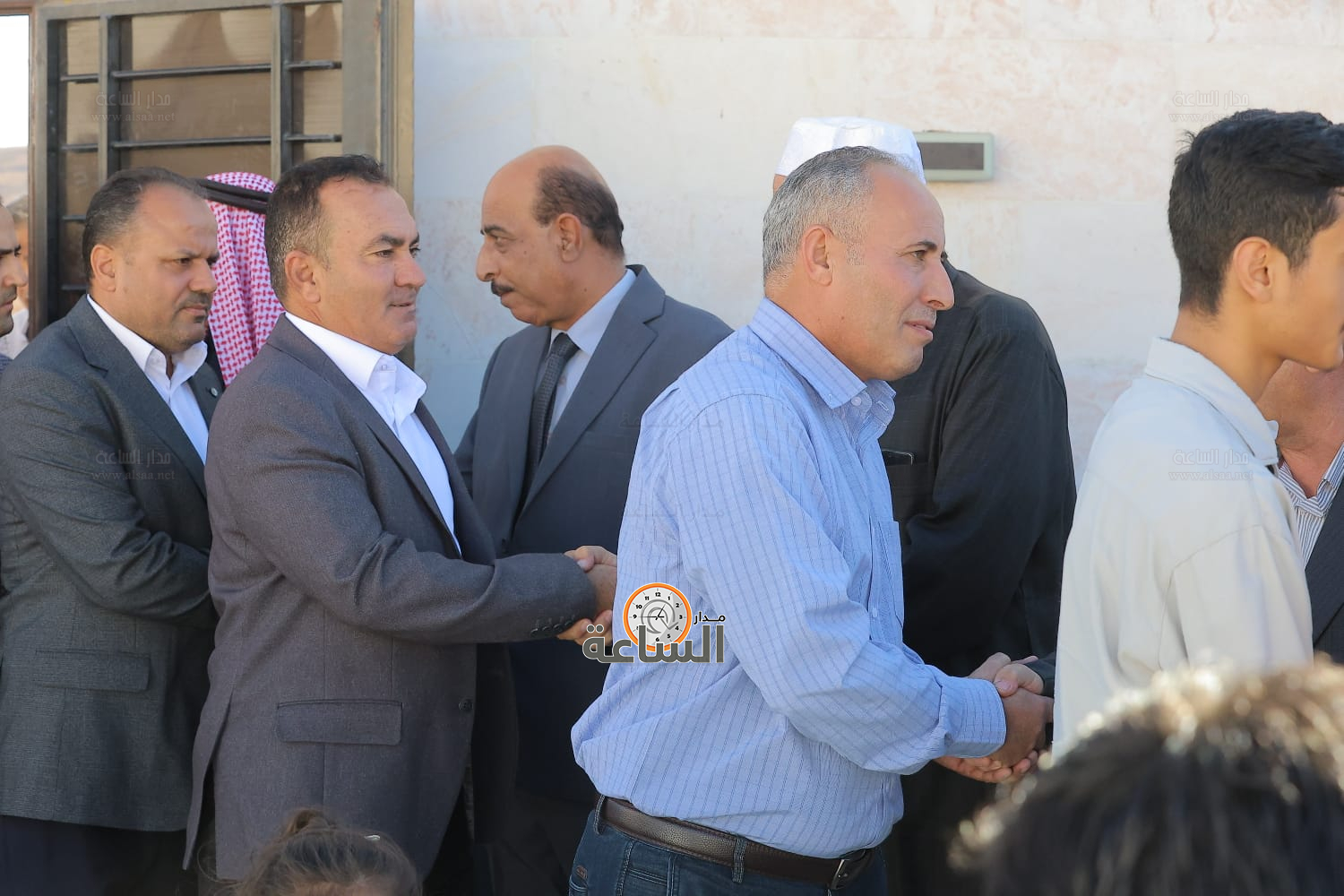 Madar Al-Saa Images 0.4750356054550706