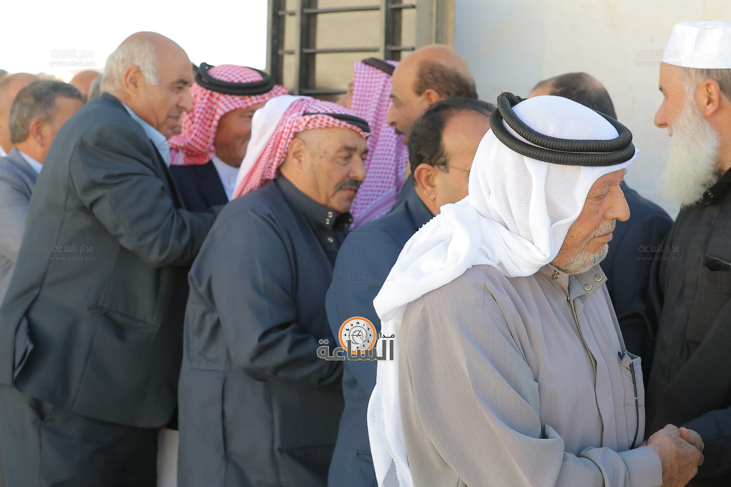 Madar Al-Saa Images 0.6051221371309297